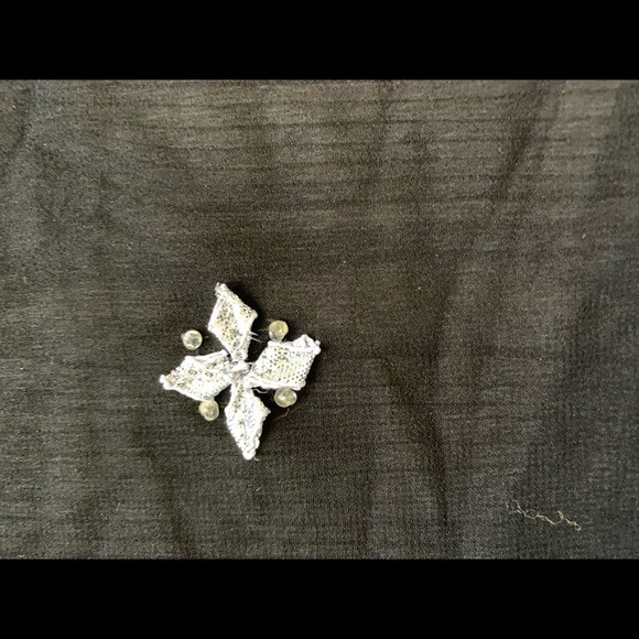 Scarf - Picture 2 of 8